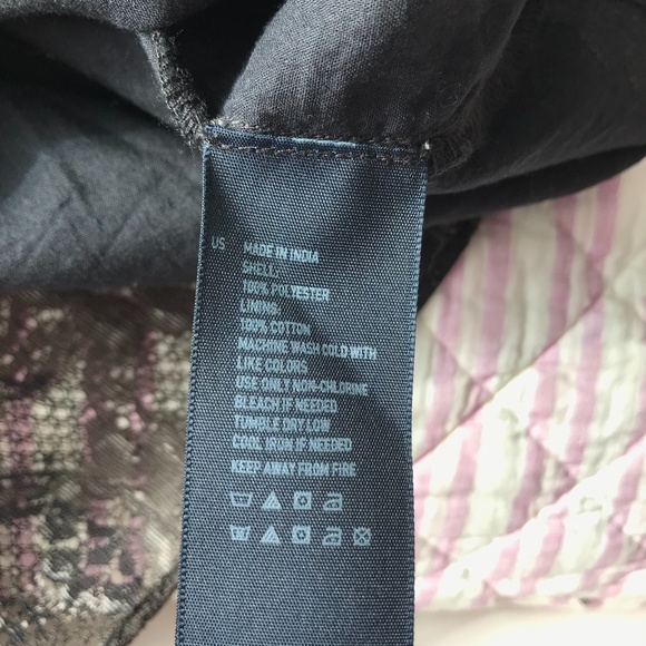 NWT A&E Black Lace Dress - Picture 8 of 8